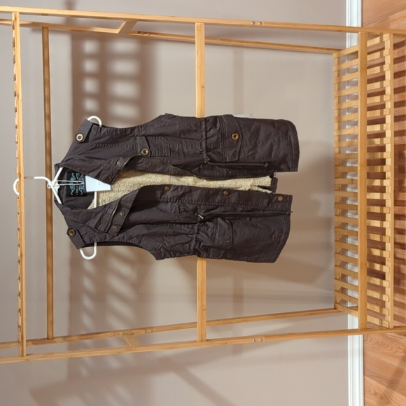 chocolate usa Jackets & Blazers - Fur lined vest